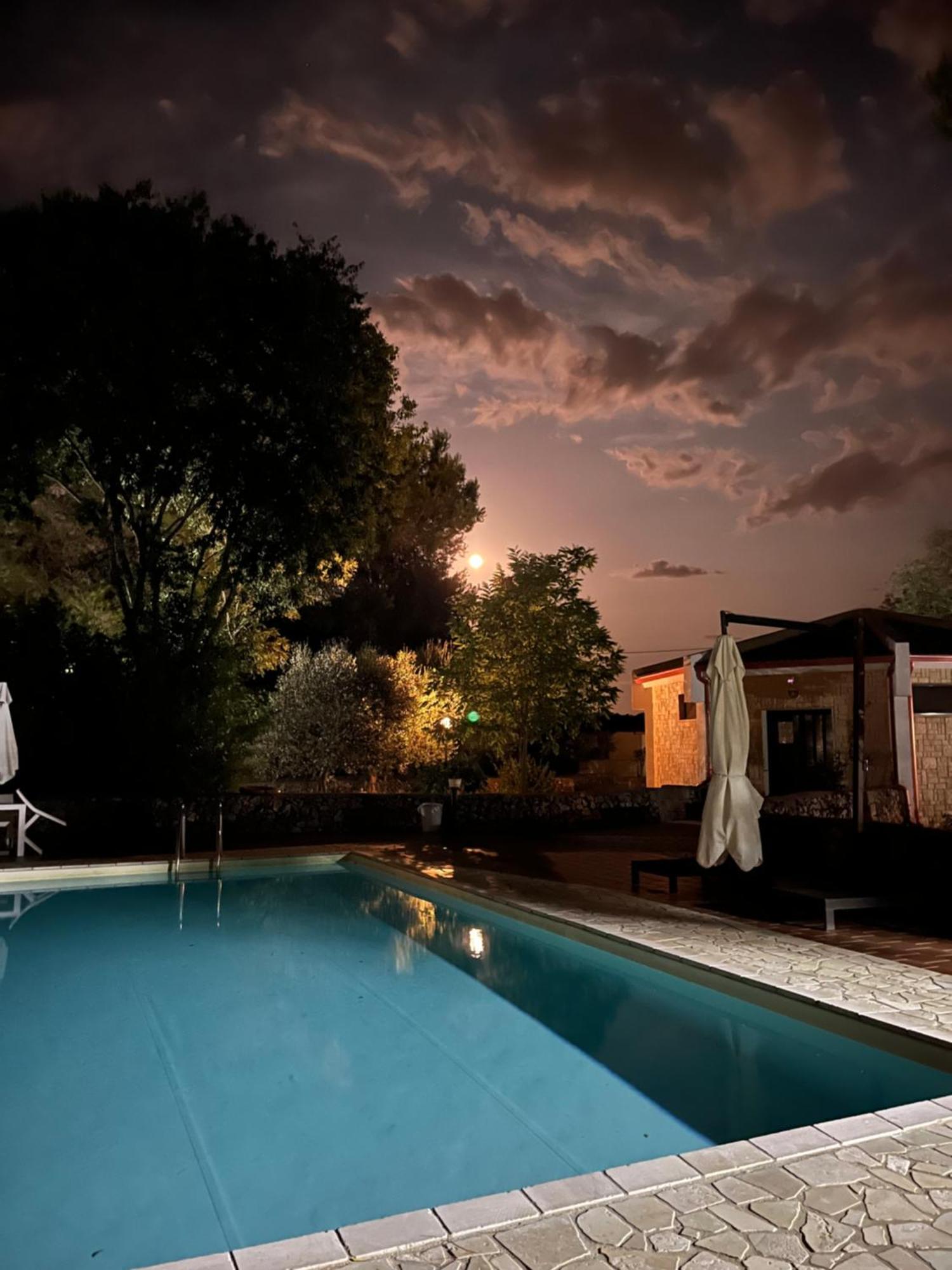 Casette Masseria La Camardia Sava Exterior photo