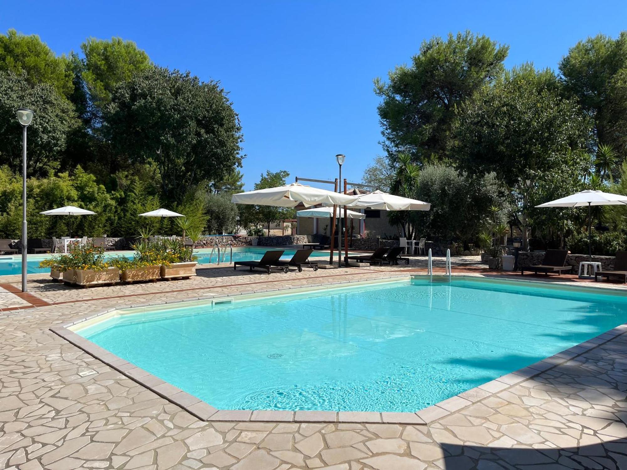 Casette Masseria La Camardia Sava Exterior photo
